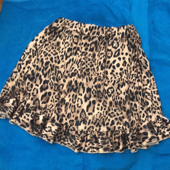 Cheetah hi low skirt NEW animal print 🔥 - Picture 5 of 10